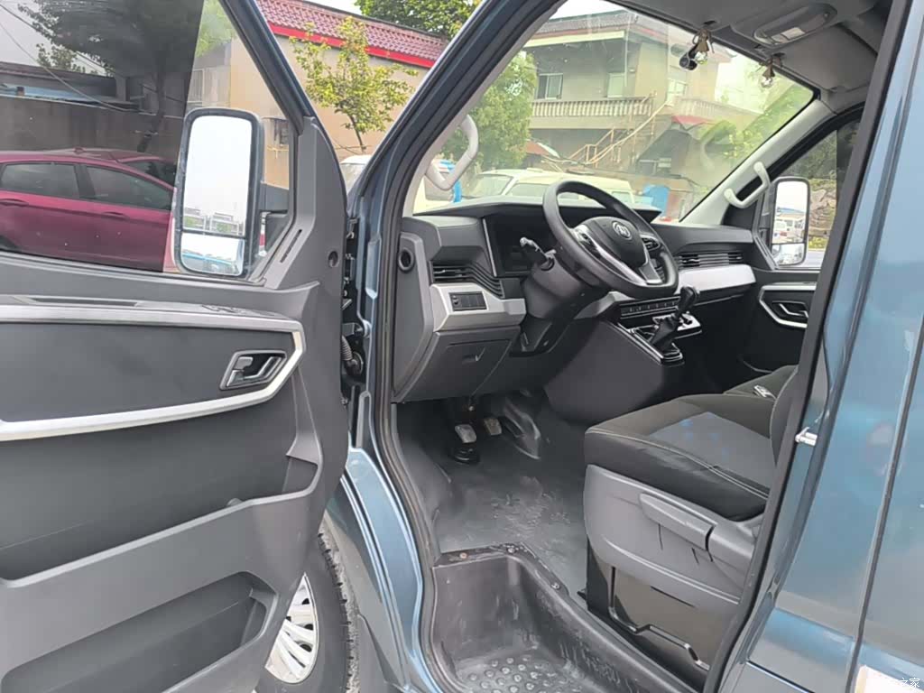 DongFeng V9, 2024 16