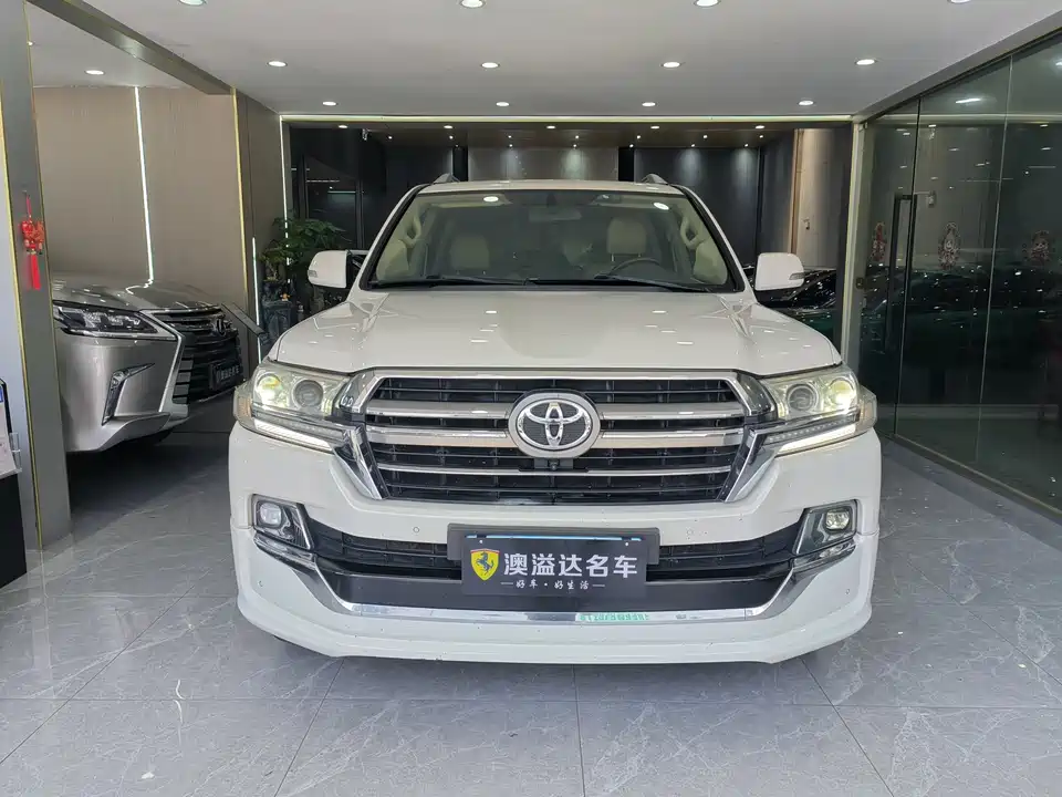 Toyota Land Cruiser Toyota Land Cruiser
