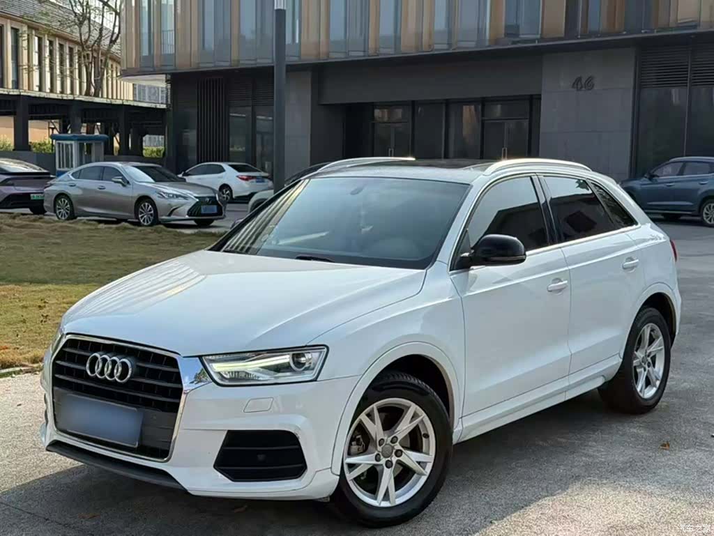Audi Q3, 2016 1