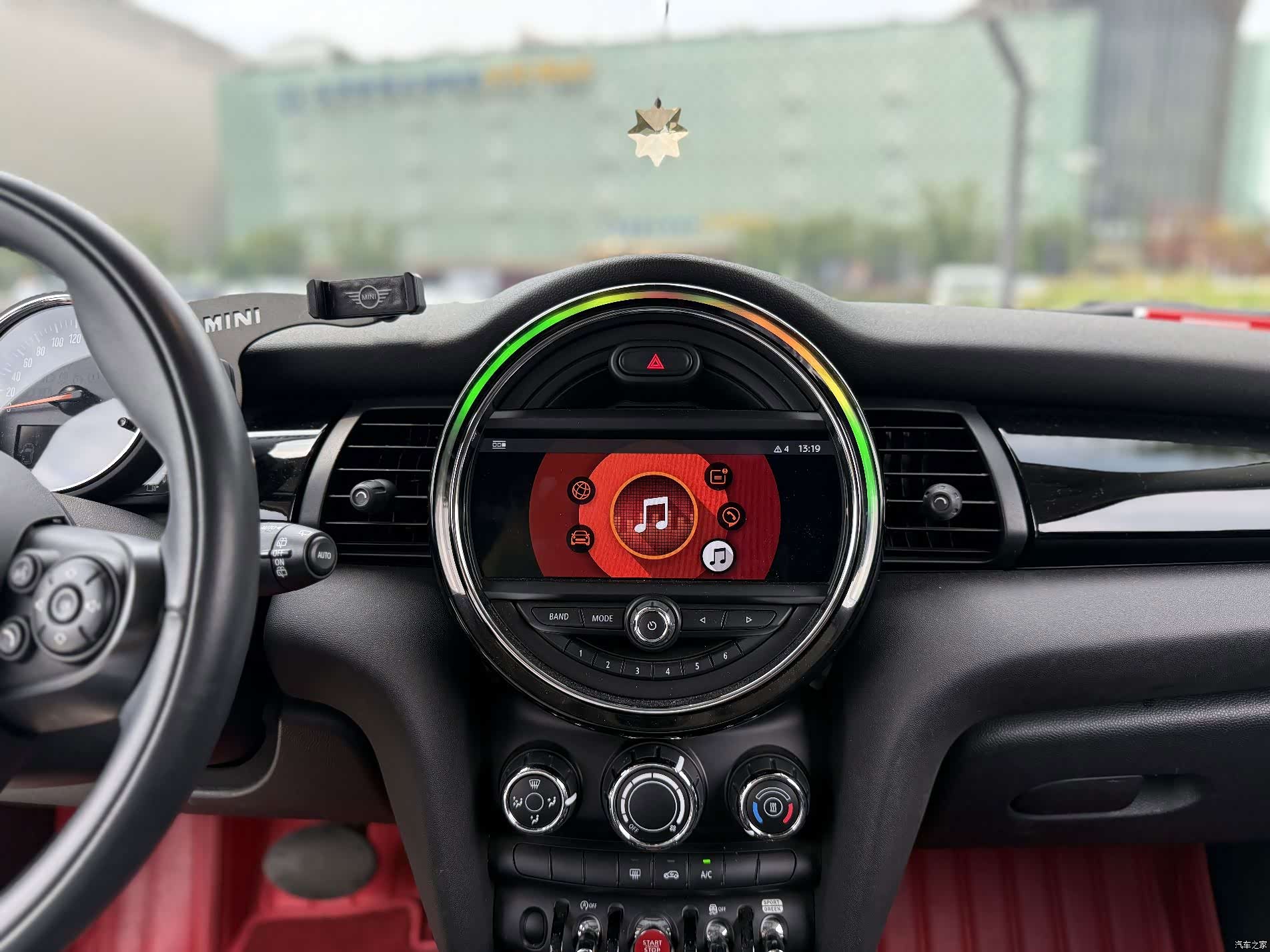 Mini Cooper, 2019 19