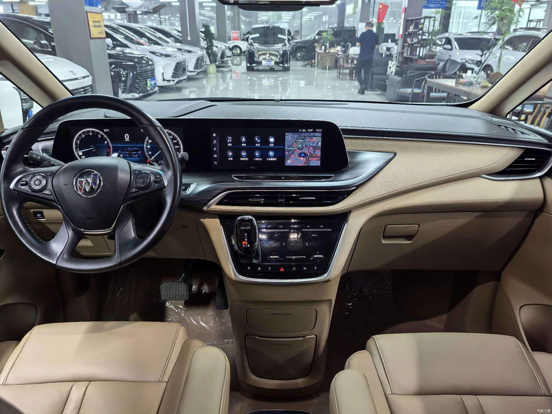 Buick GL8, 2020 4