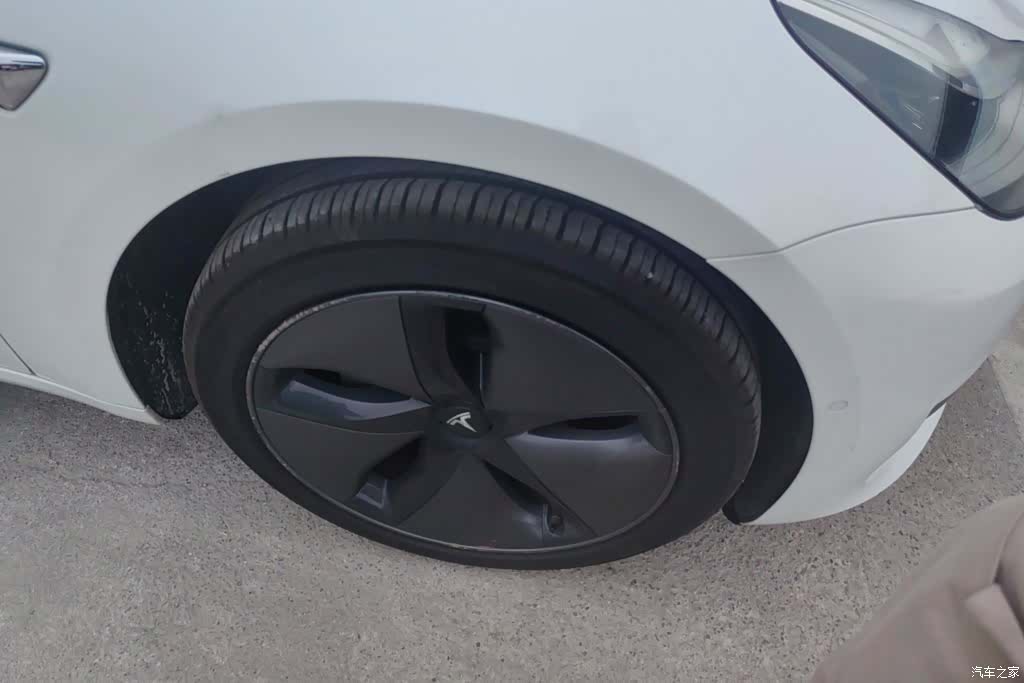 Tesla Model 3, 2020 6