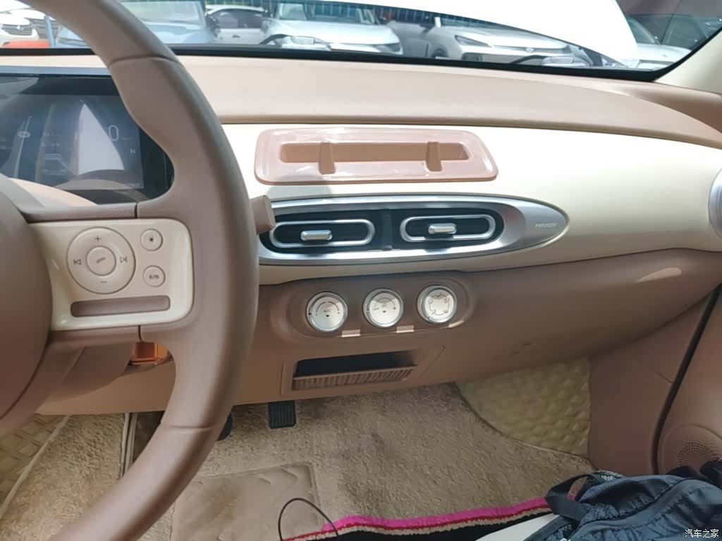 Wuling MINIEV, 2025 13
