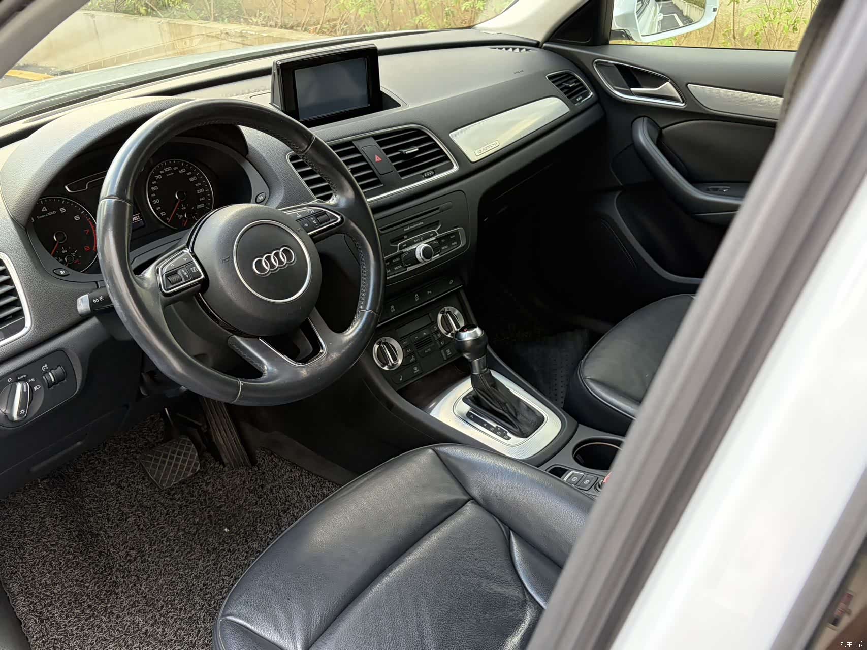 Audi Q3, 2014 8