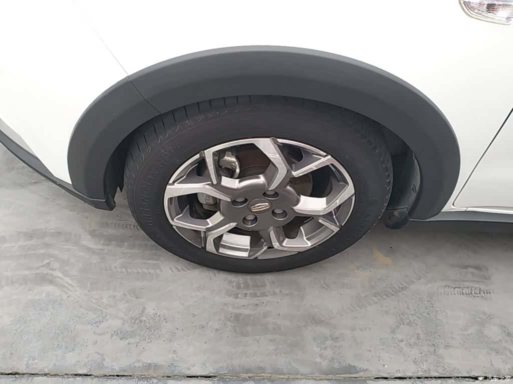 Geely X1, 2017 23