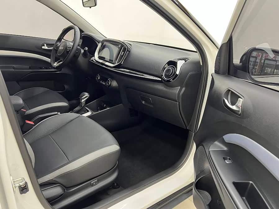 Kia Stonic 2022, фото 10