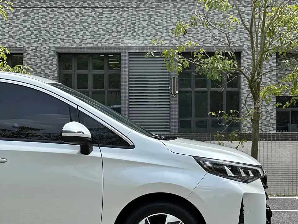 Trumpchi Trumpchi M6