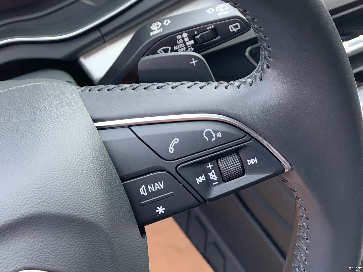 Audi Q5L, 2020 28