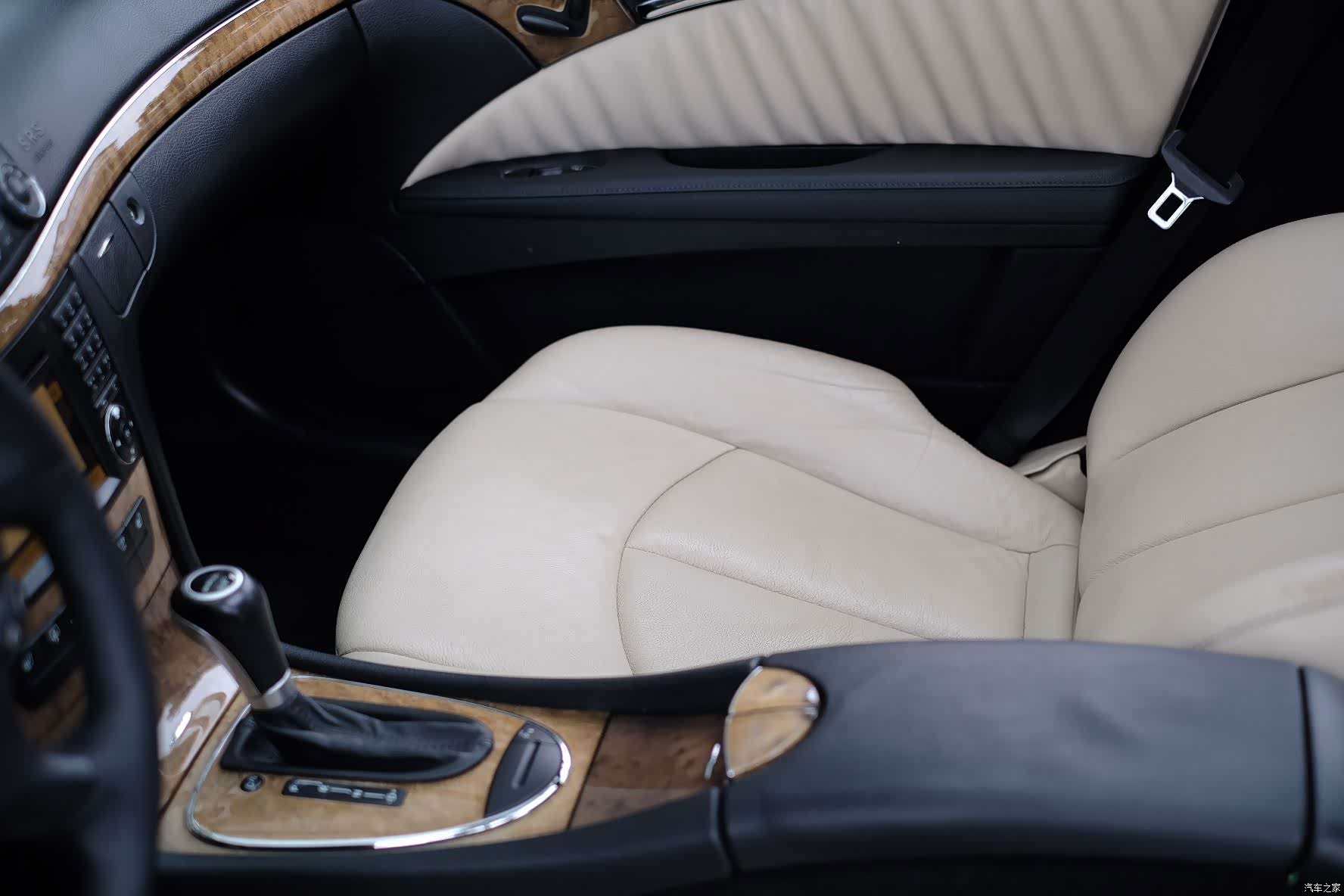 Mercedes-Benz E-Class, 2009 60