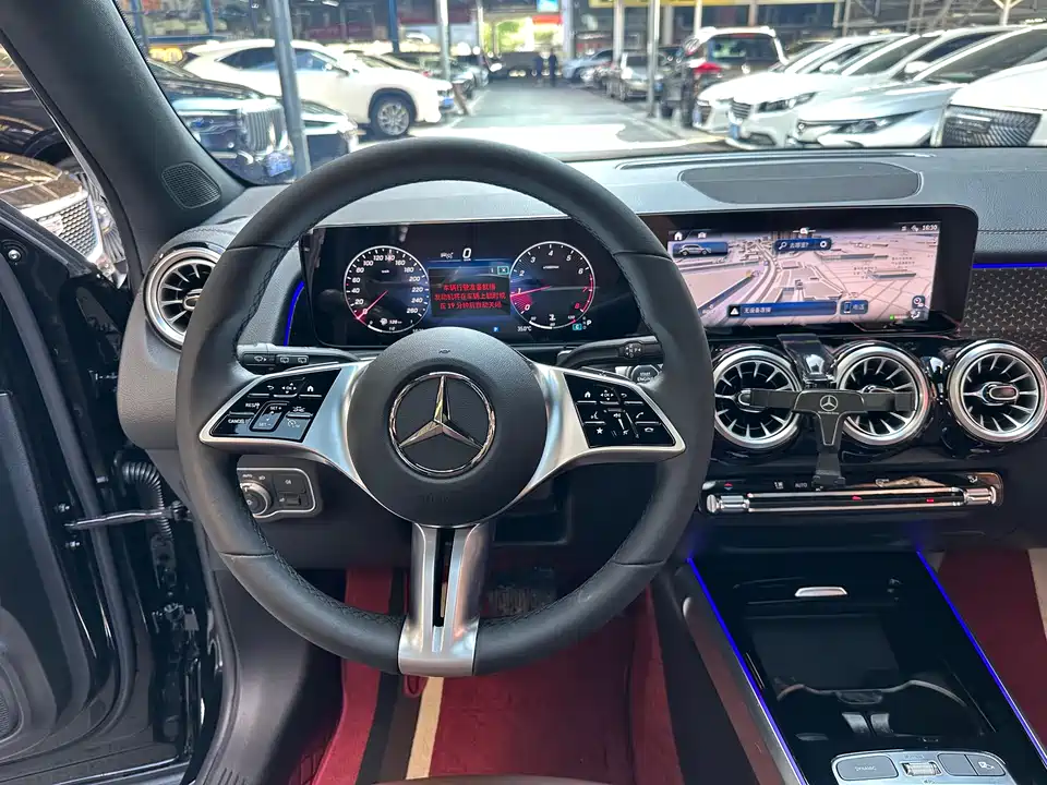 Mercedes-Benz GLB
