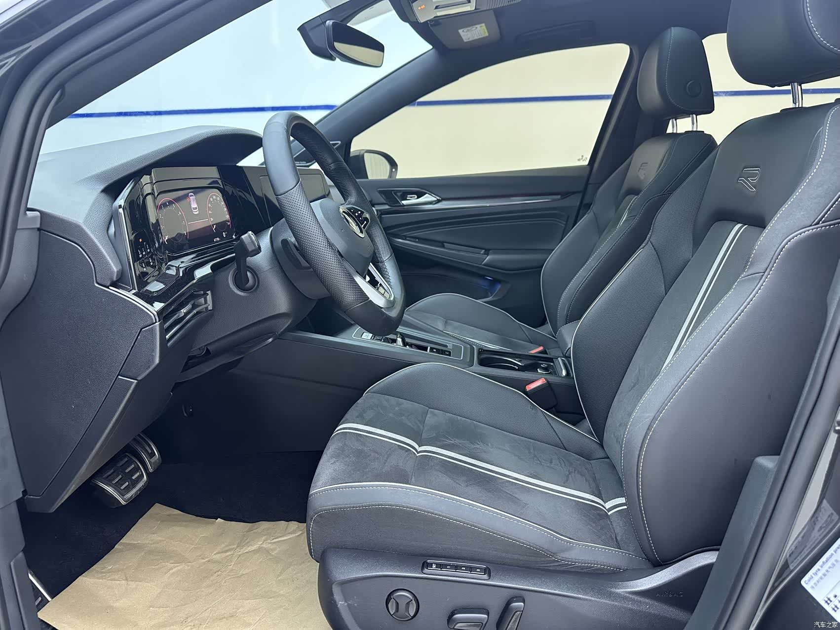 Volkswagen Golf, 2022 7