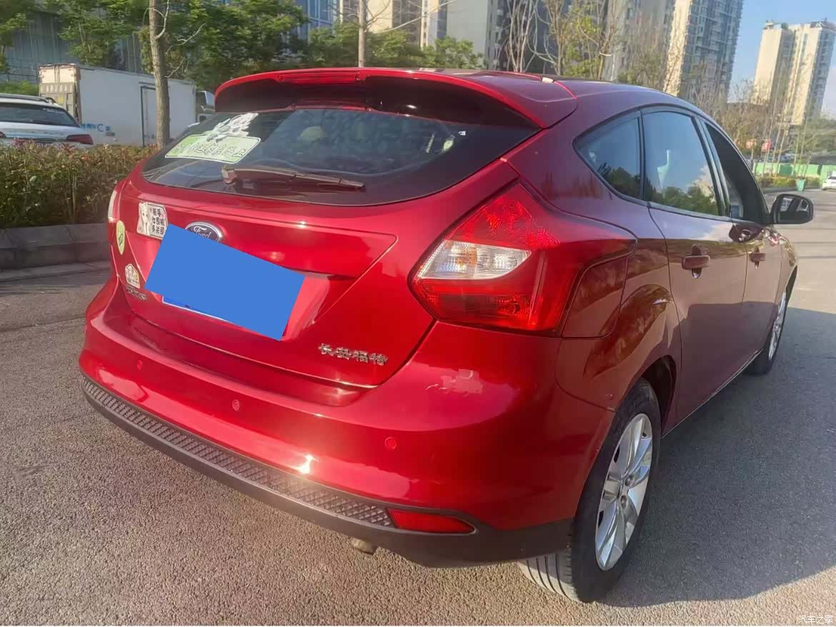 Ford Focus, 2012 8
