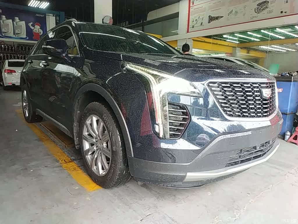 Cadillac XT4, 2022 4