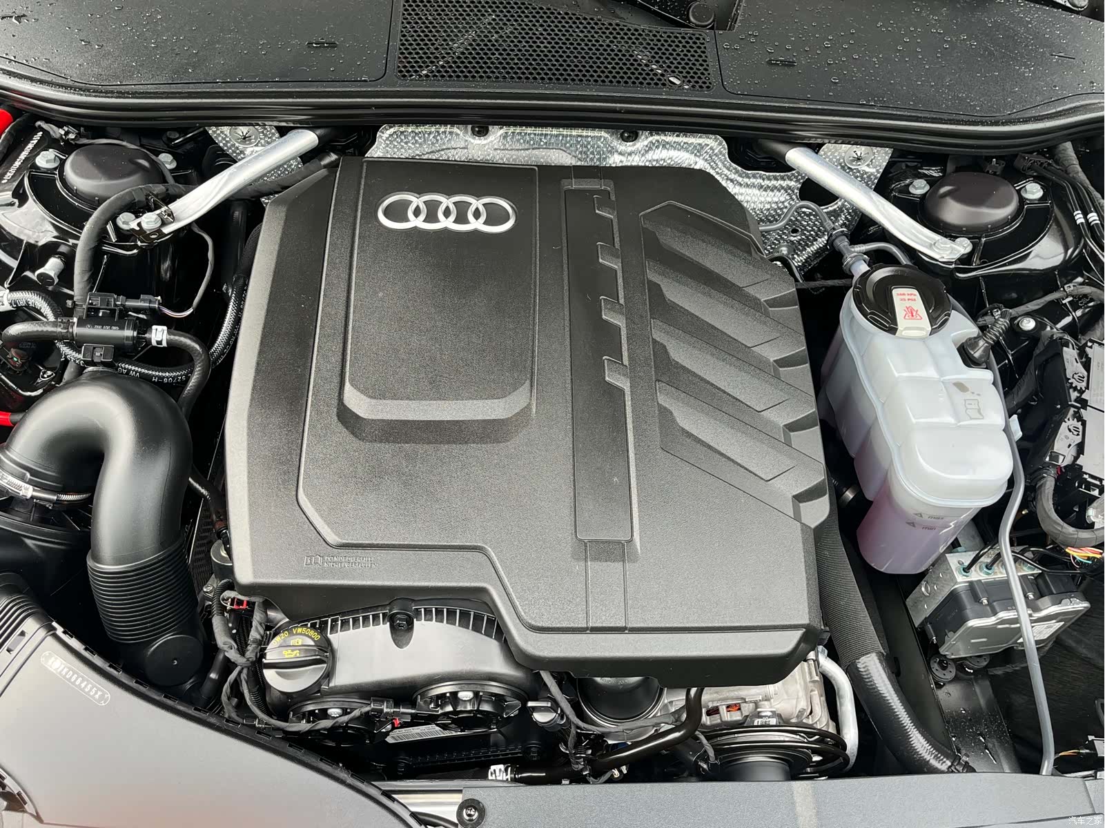 Audi A6L, 2026 12