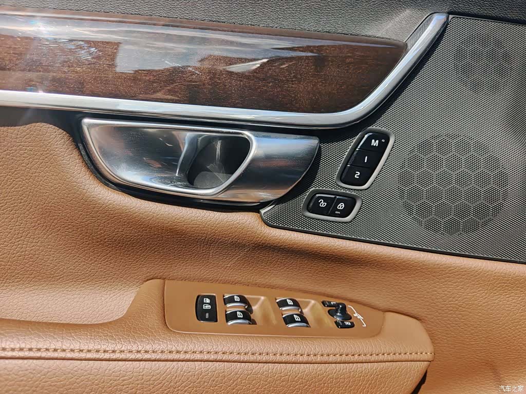 Volvo S90, 2018 16