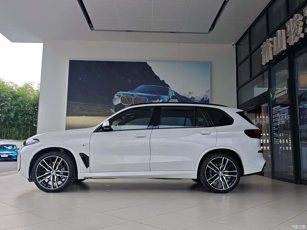 BMW X5, 2025 4