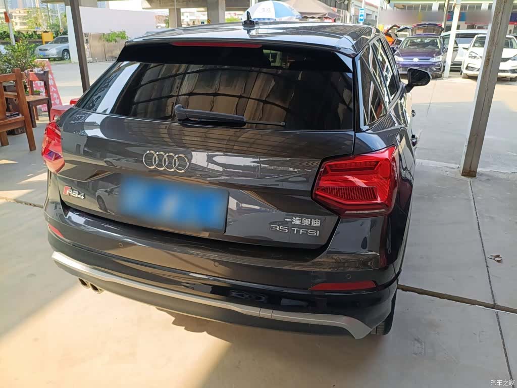 Audi Q2L, 2020 6