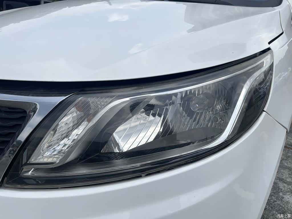 Kia K2, 2012 6