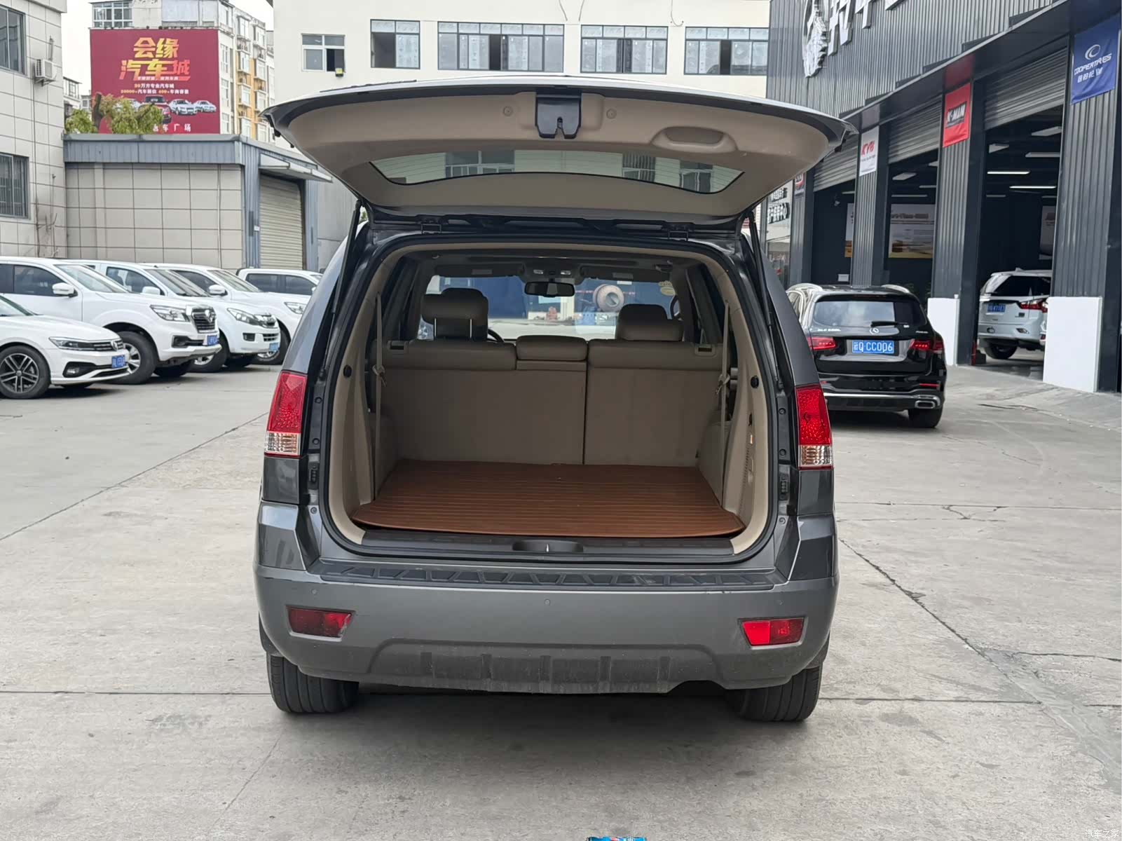 Kia V, 2015 10