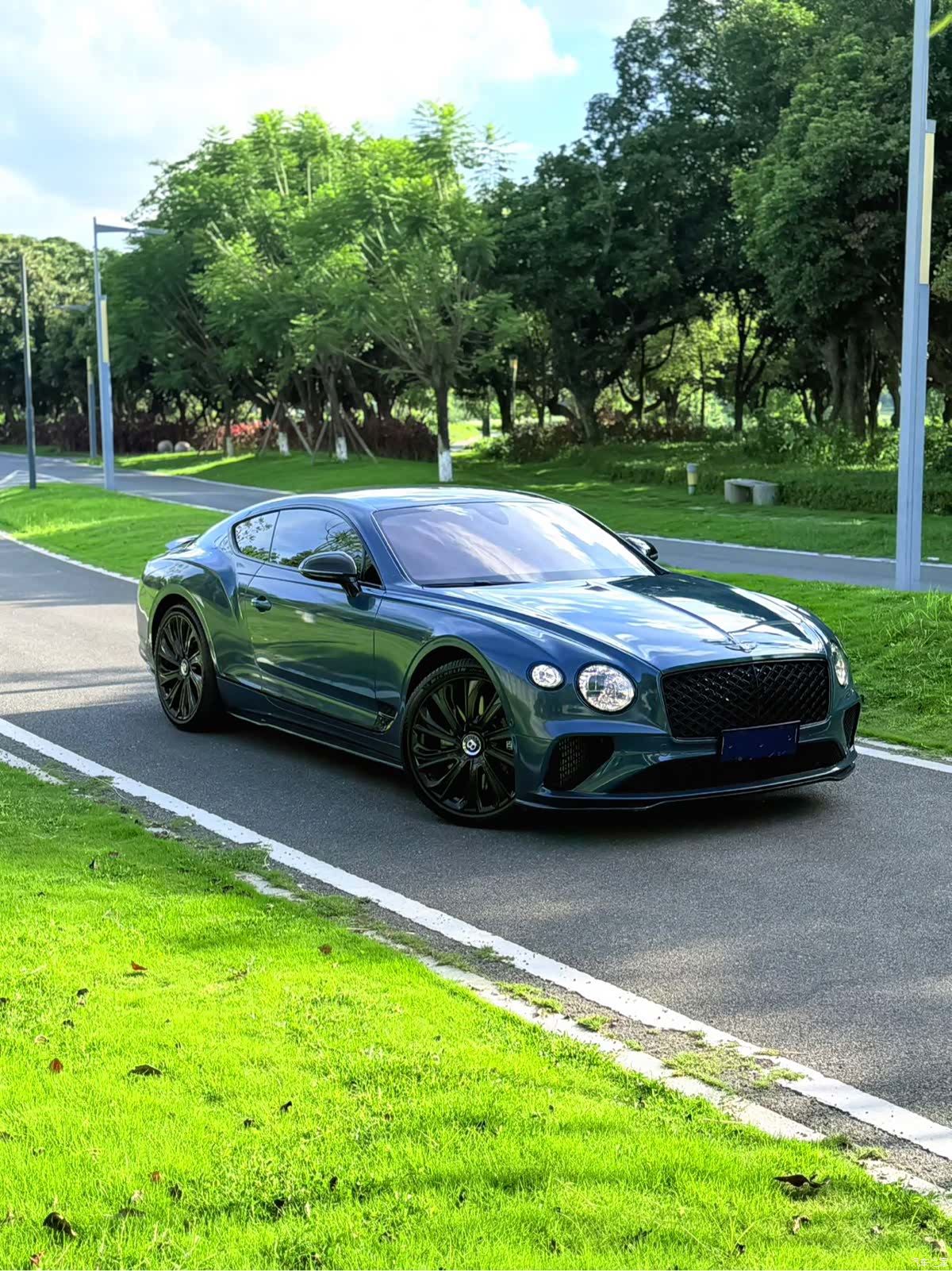 Bentley Continental GT, 2020 3