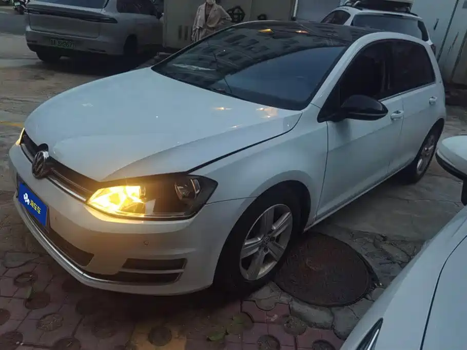 Volkswagen golf