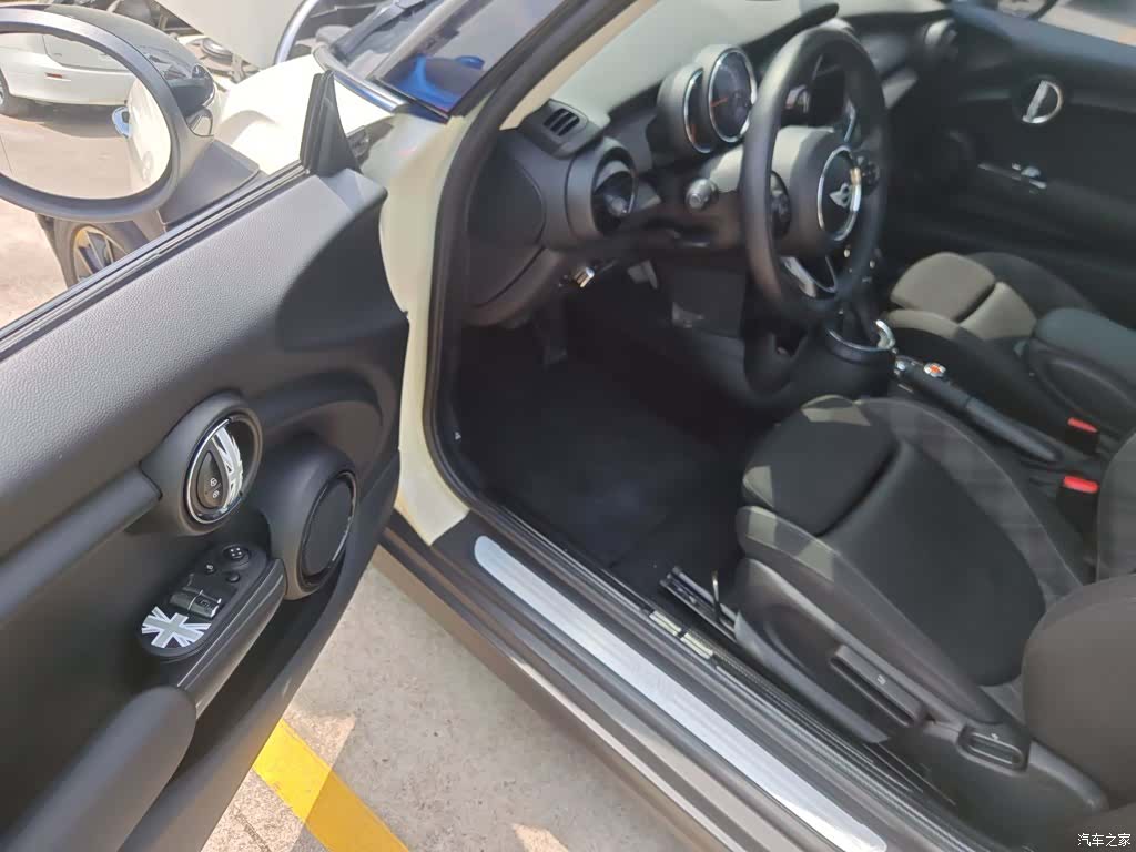 Mini Cooper, 2017 16