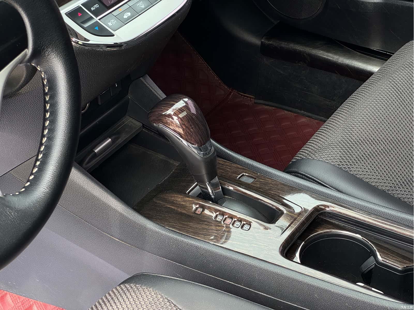 Honda Jade, 2016 15
