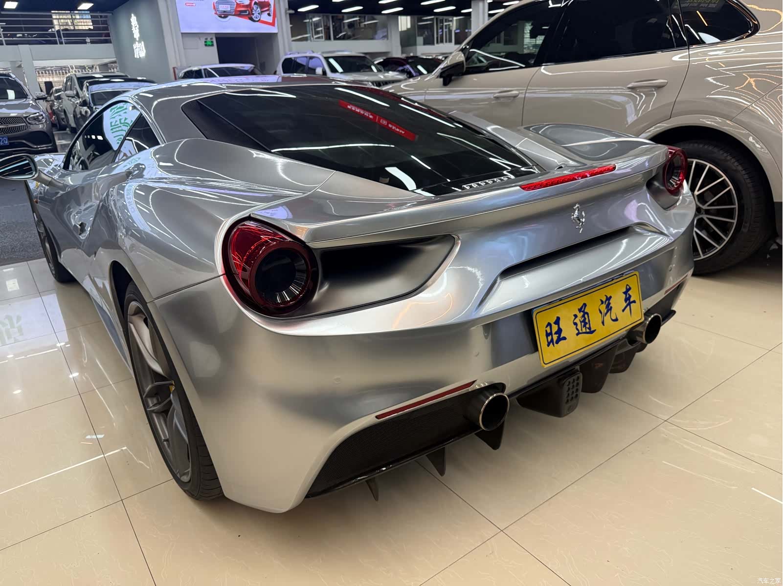 Ferrari 488, 2017 4