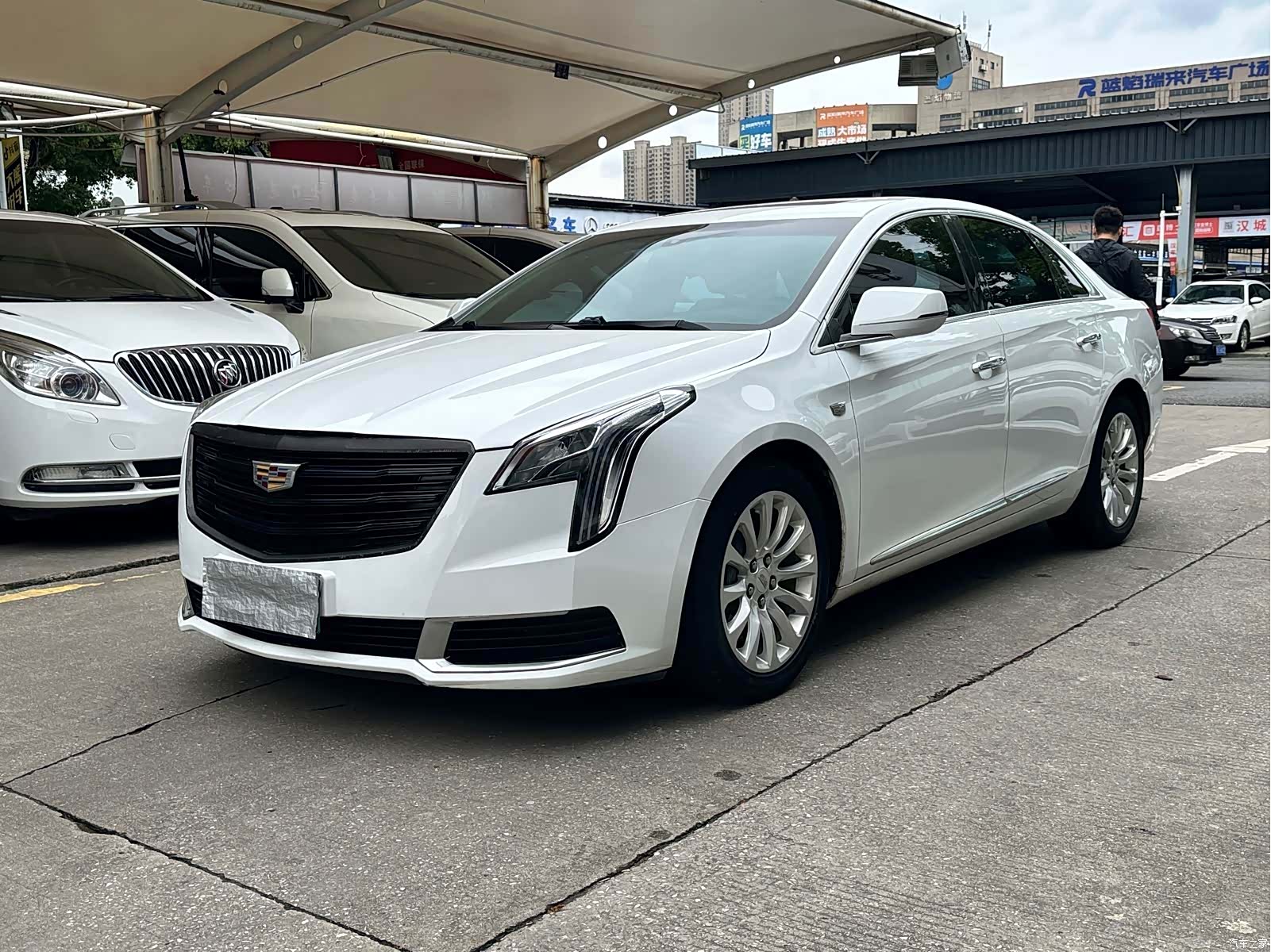 Cadillac XTS, 2018 1