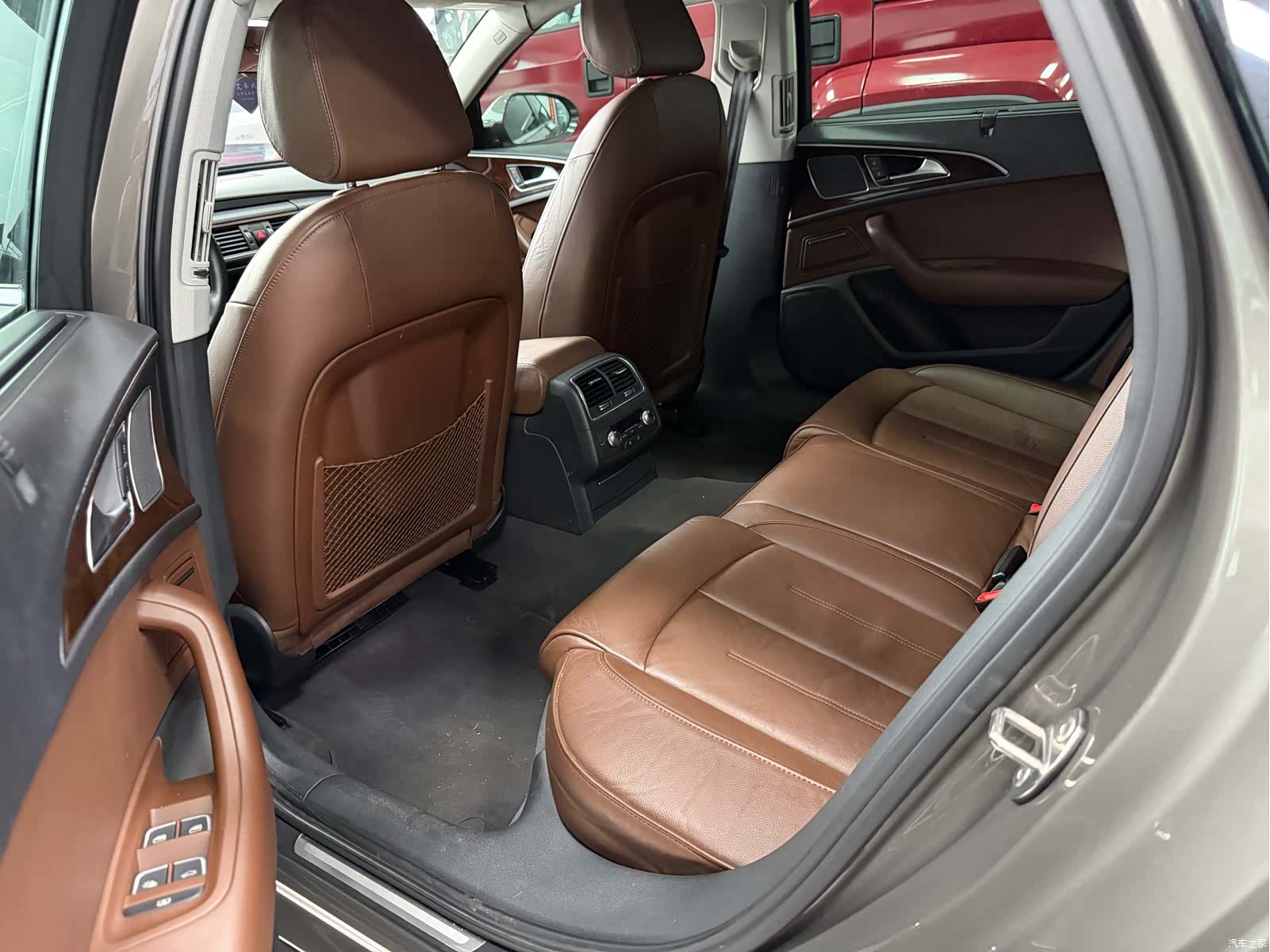 Audi A6L, 2016 4