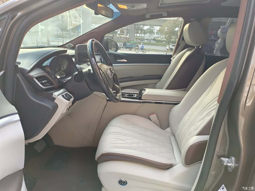 Buick GL8, 2021 8