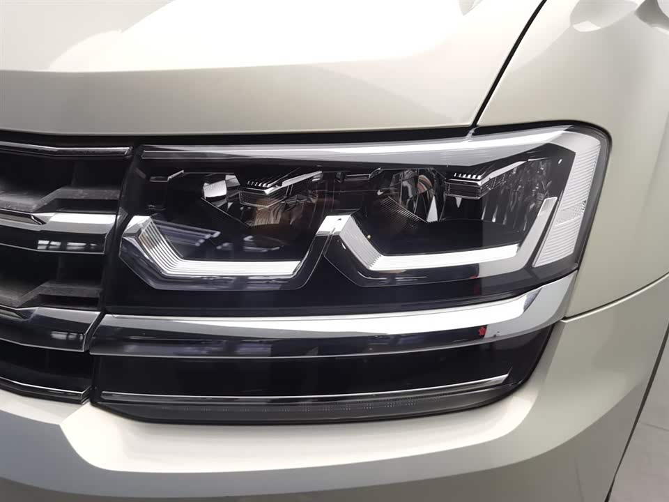 Volkswagen Tourang