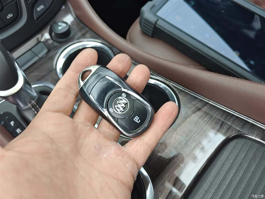 Buick Envision Plus, 2017 17