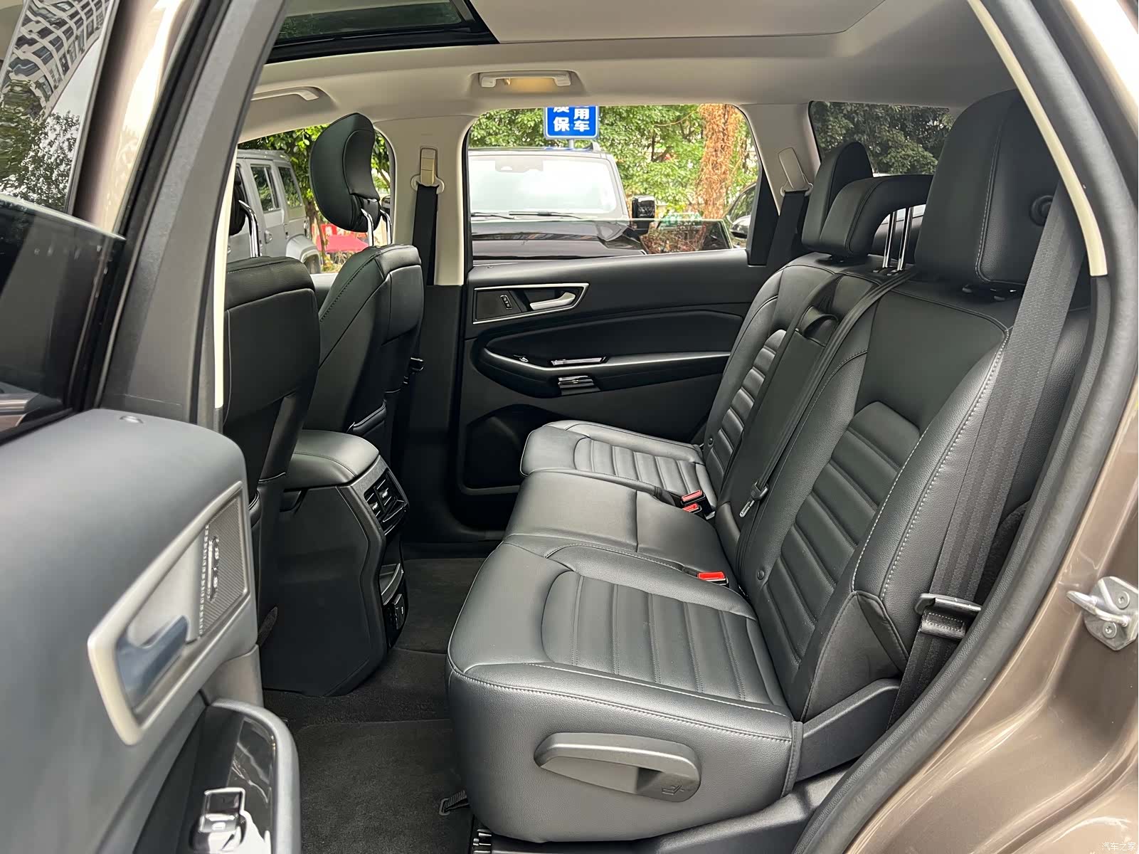 Ford Edge, 2020 11