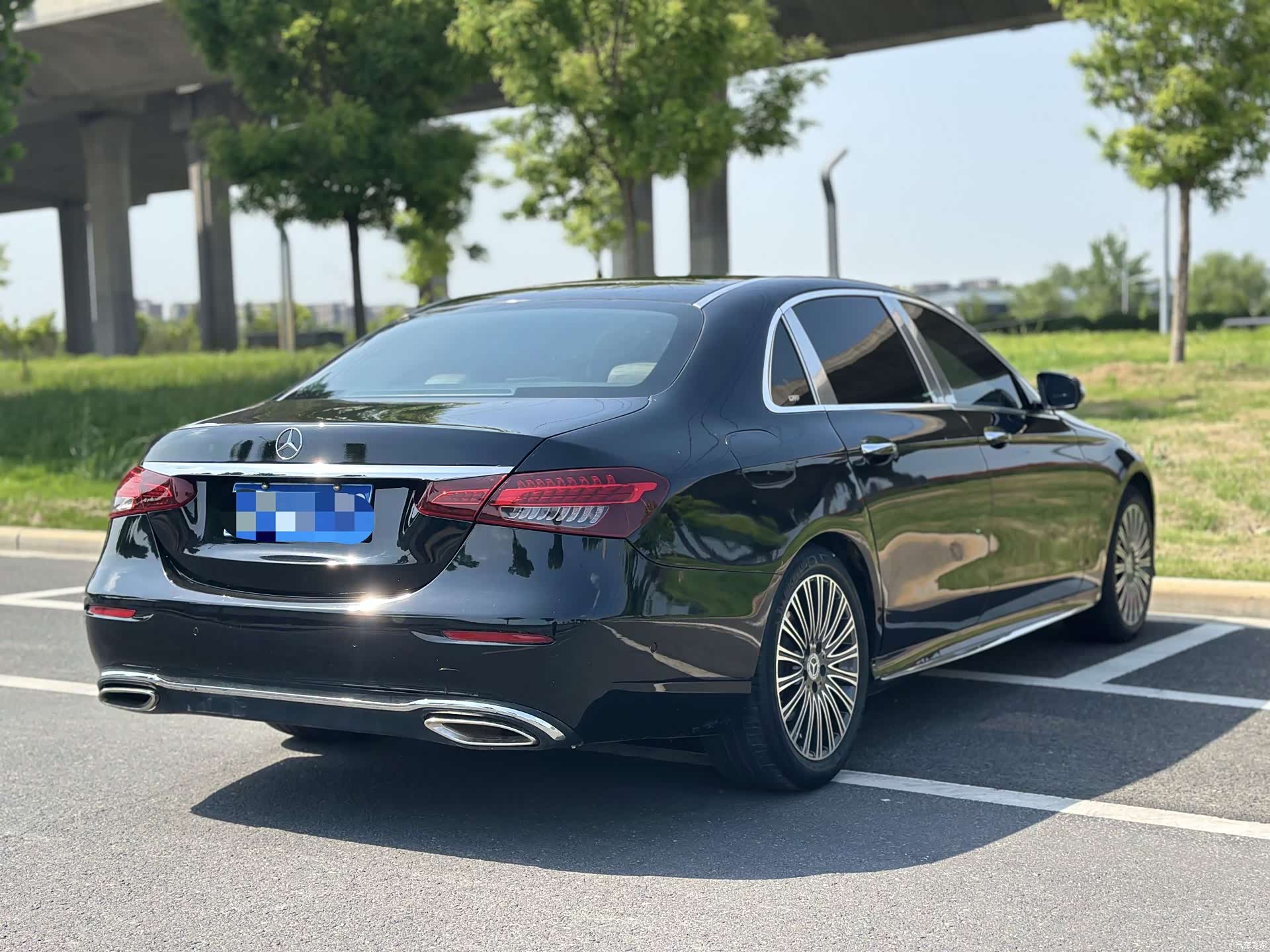 Mercedes-Benz E-Class, 2018 3