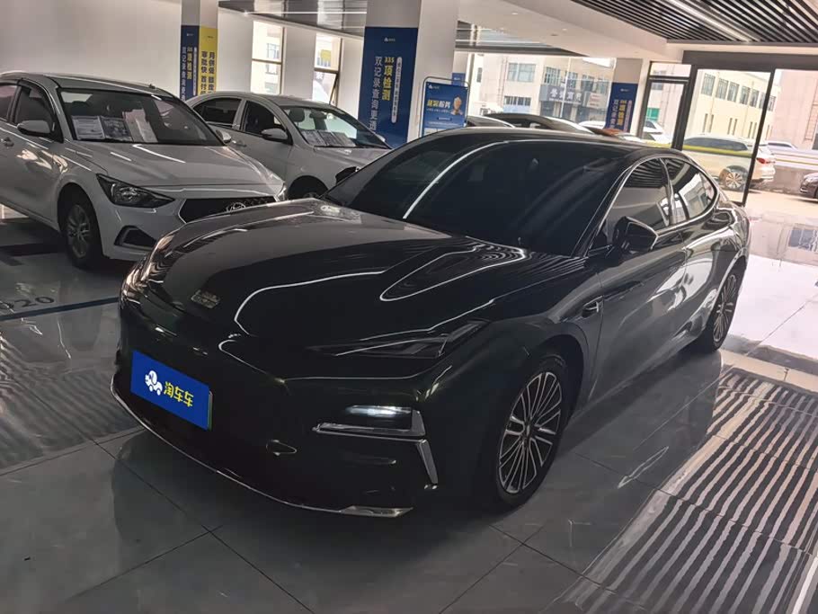 Geely Galaxy Starshine 8
