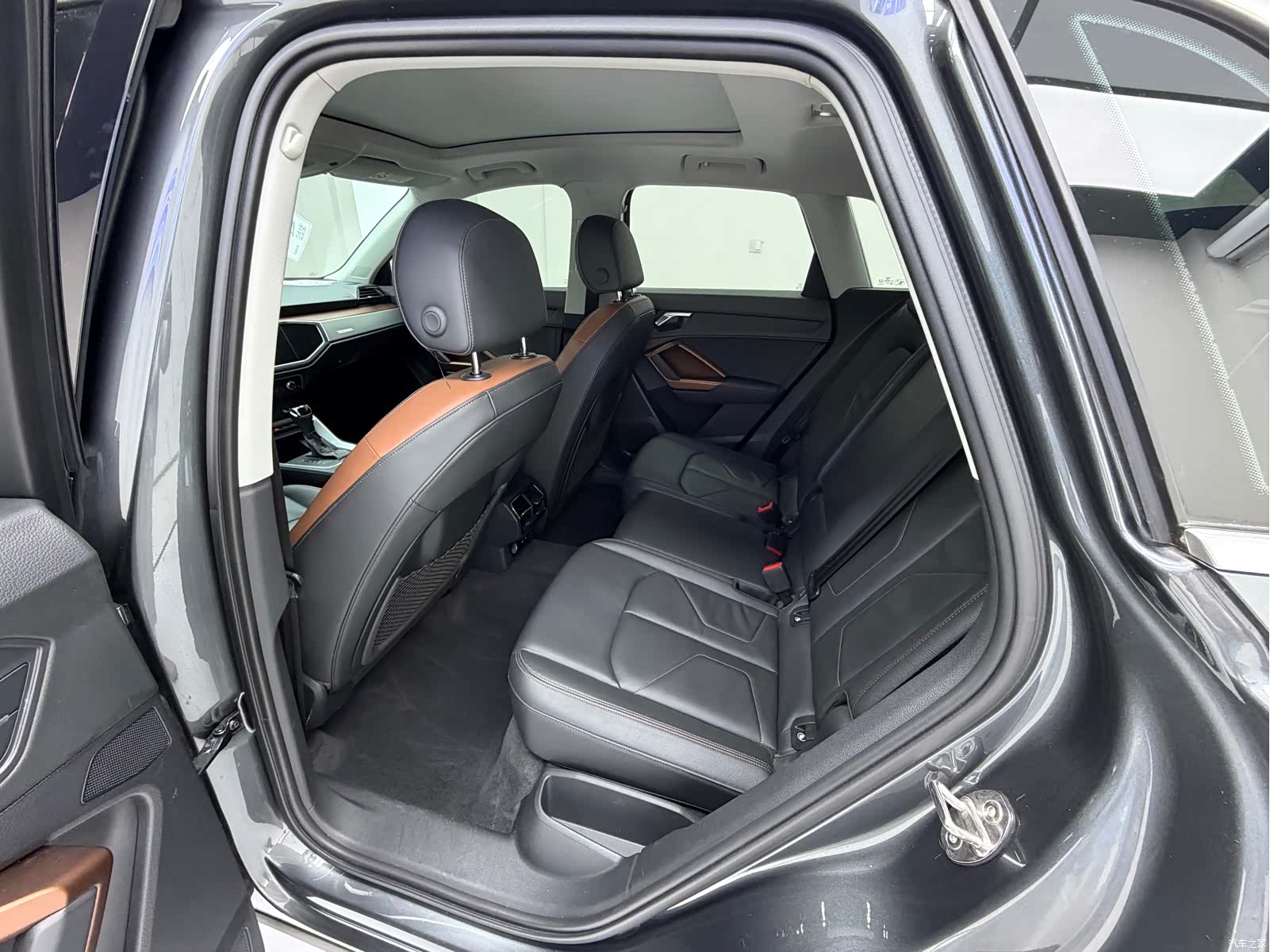 Audi Q3, 2022 14