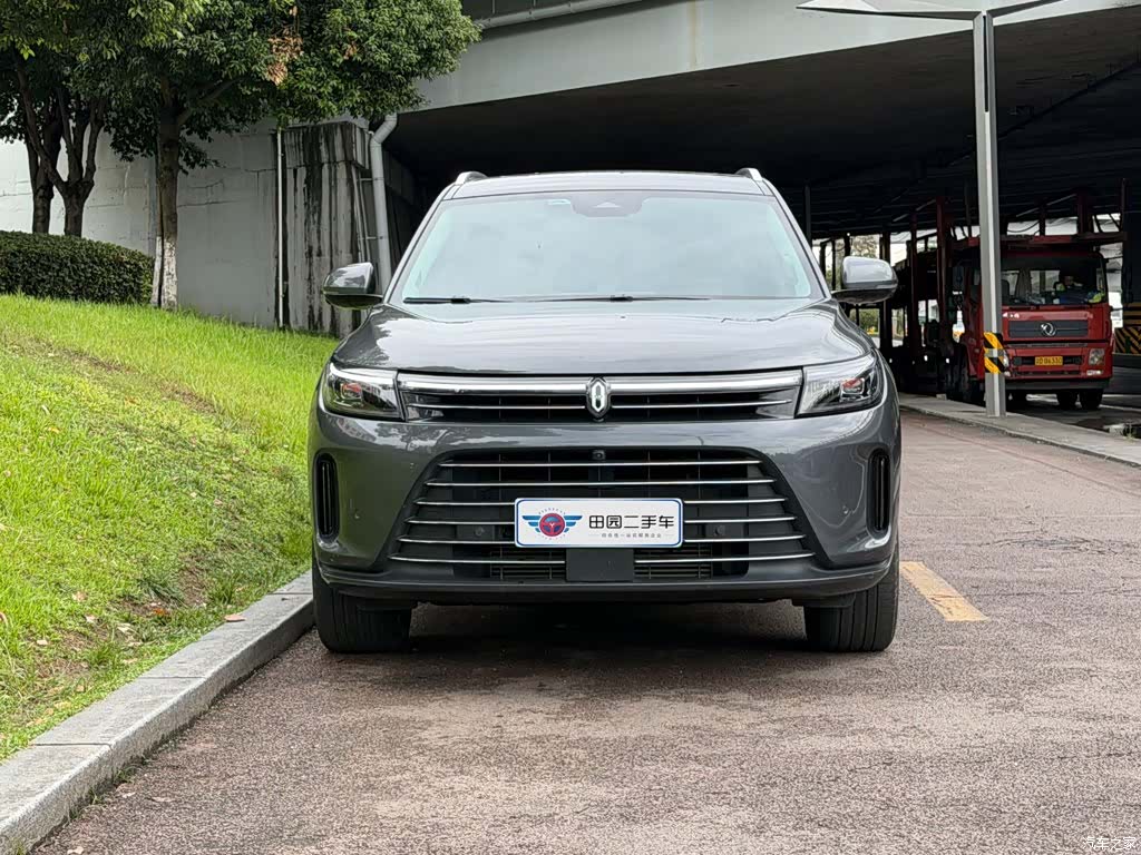 AITO M7, 2023 2