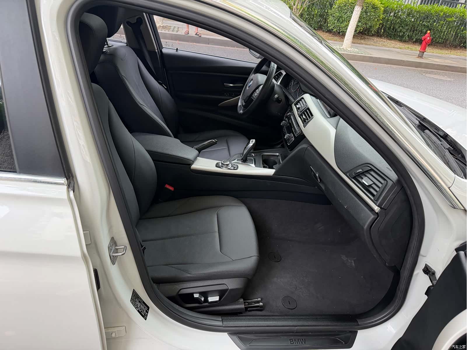 BMW 3 Series, 2015 16