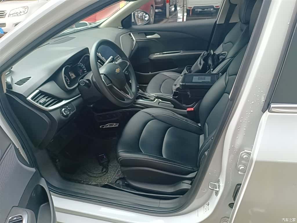 Chevrolet 320, 2018 15