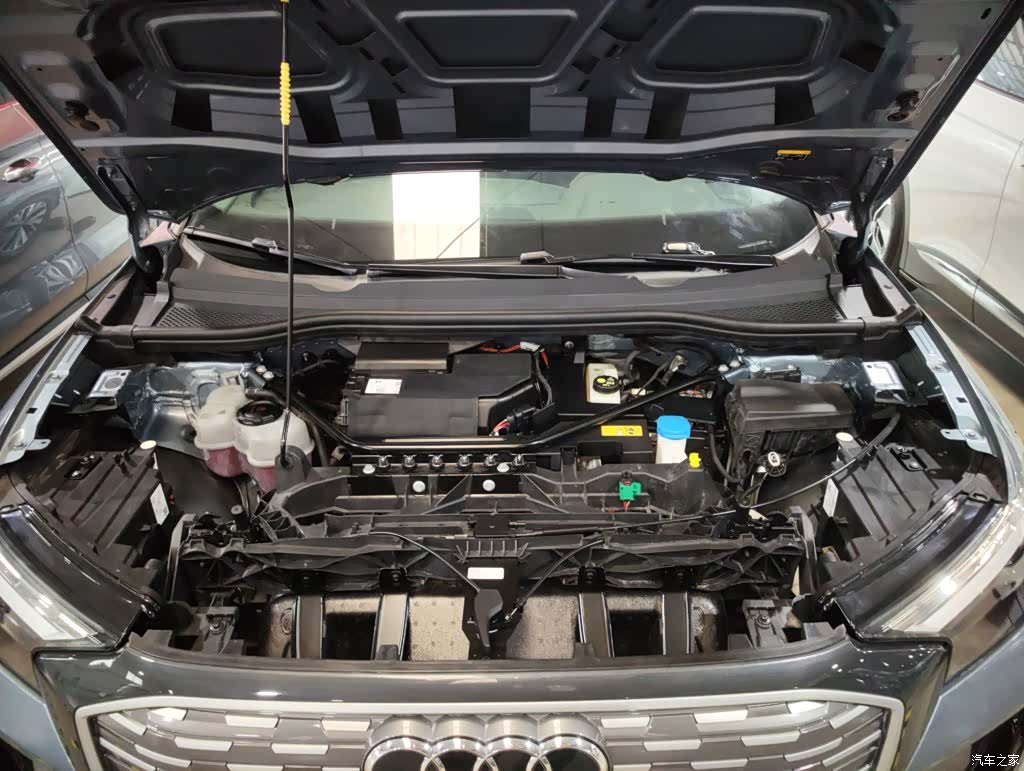 Audi Q4 e-tron, 2024 20