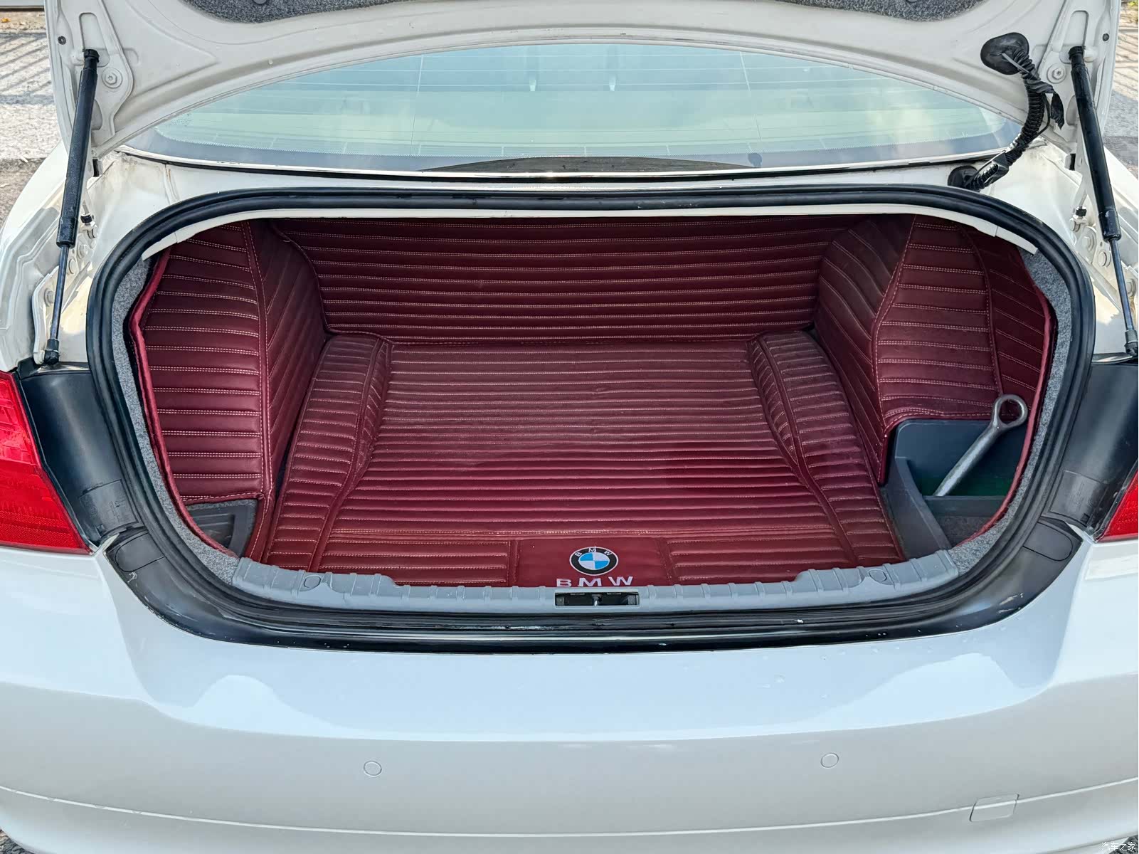 BMW 3 Series, 2012 12