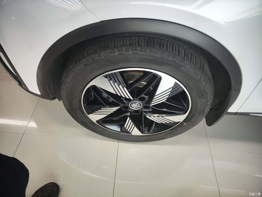 BYD Tang, 2023 23
