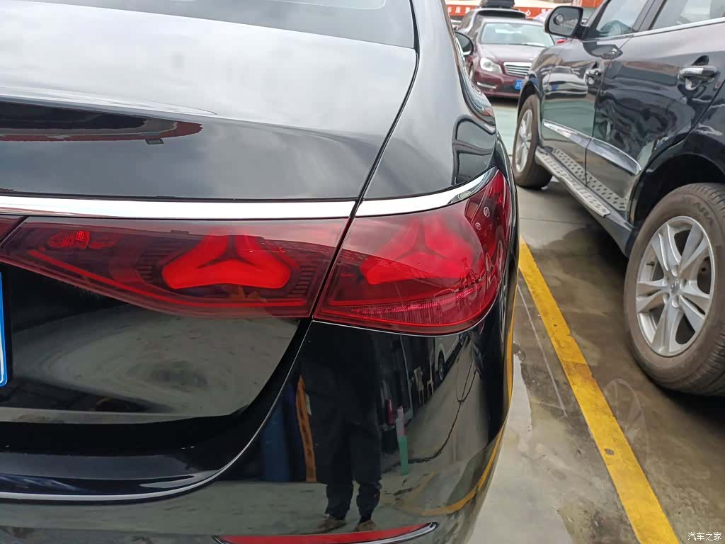 Mercedes-Benz E-Class, 2024 24