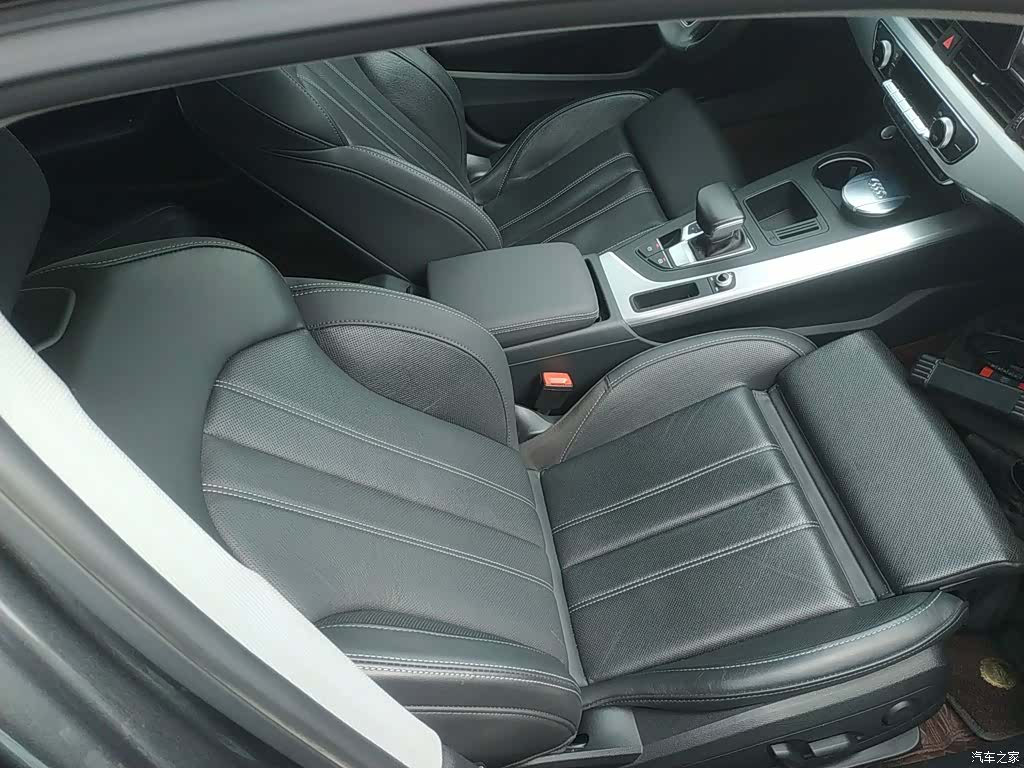Audi A4L, 2022 20