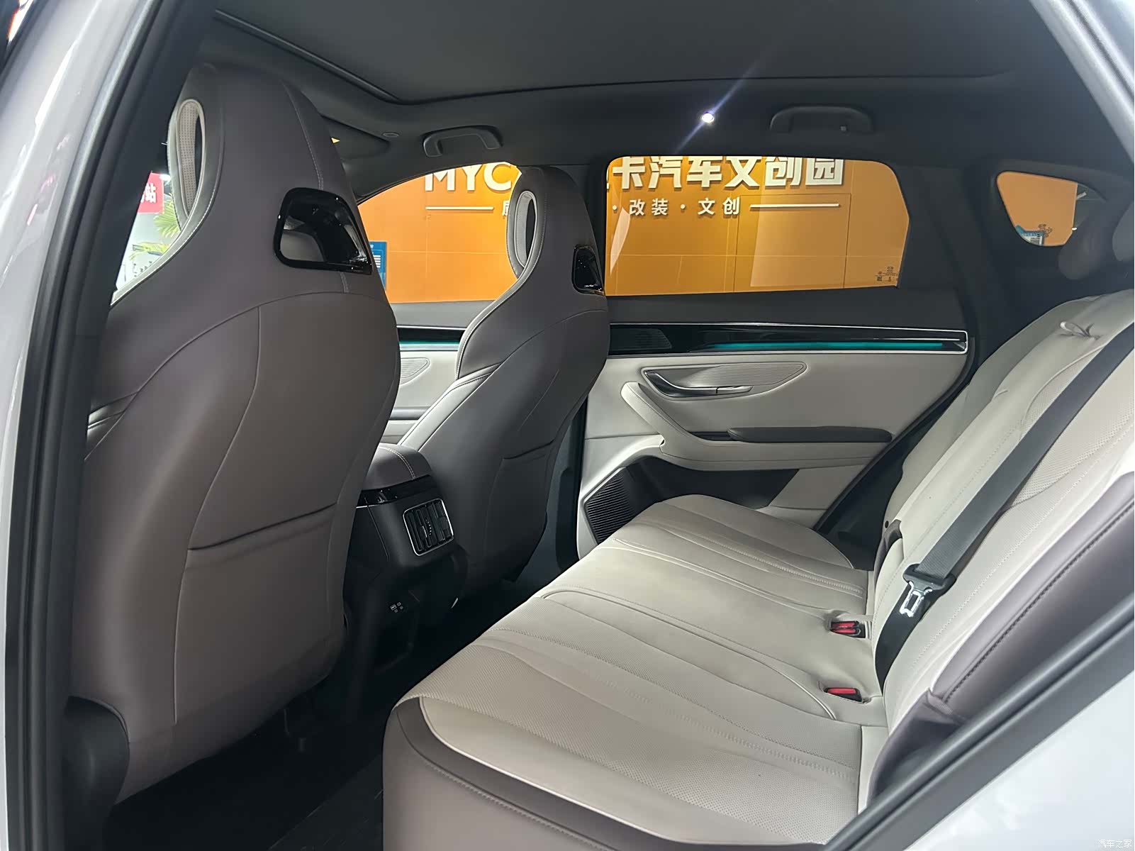 BYD Song, 2024 8