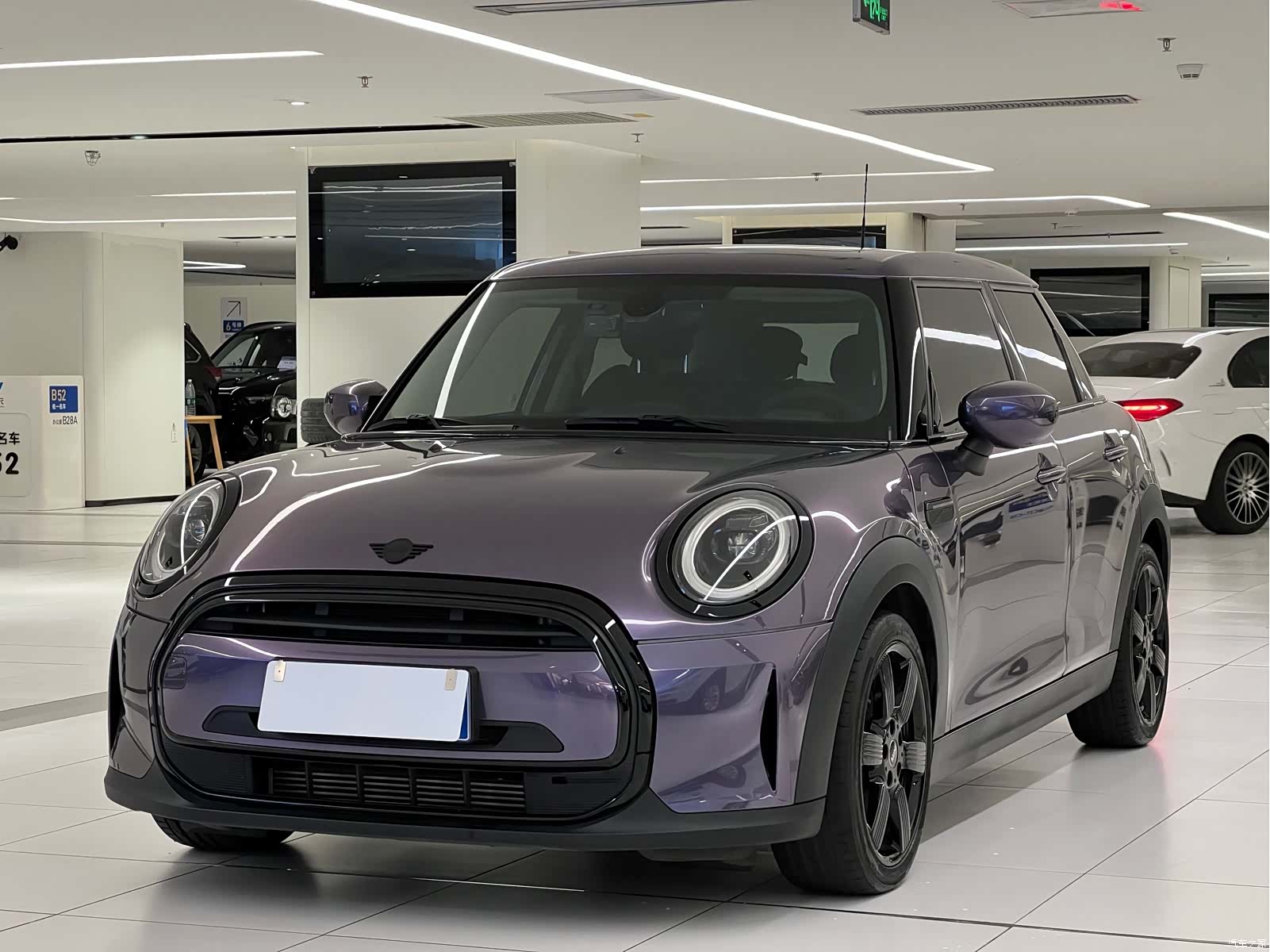 Mini Cooper, 2023 1