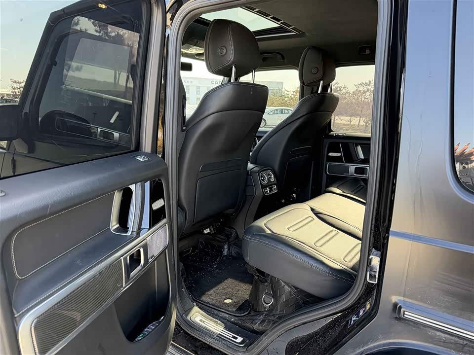 Mercedes-Benz G-class