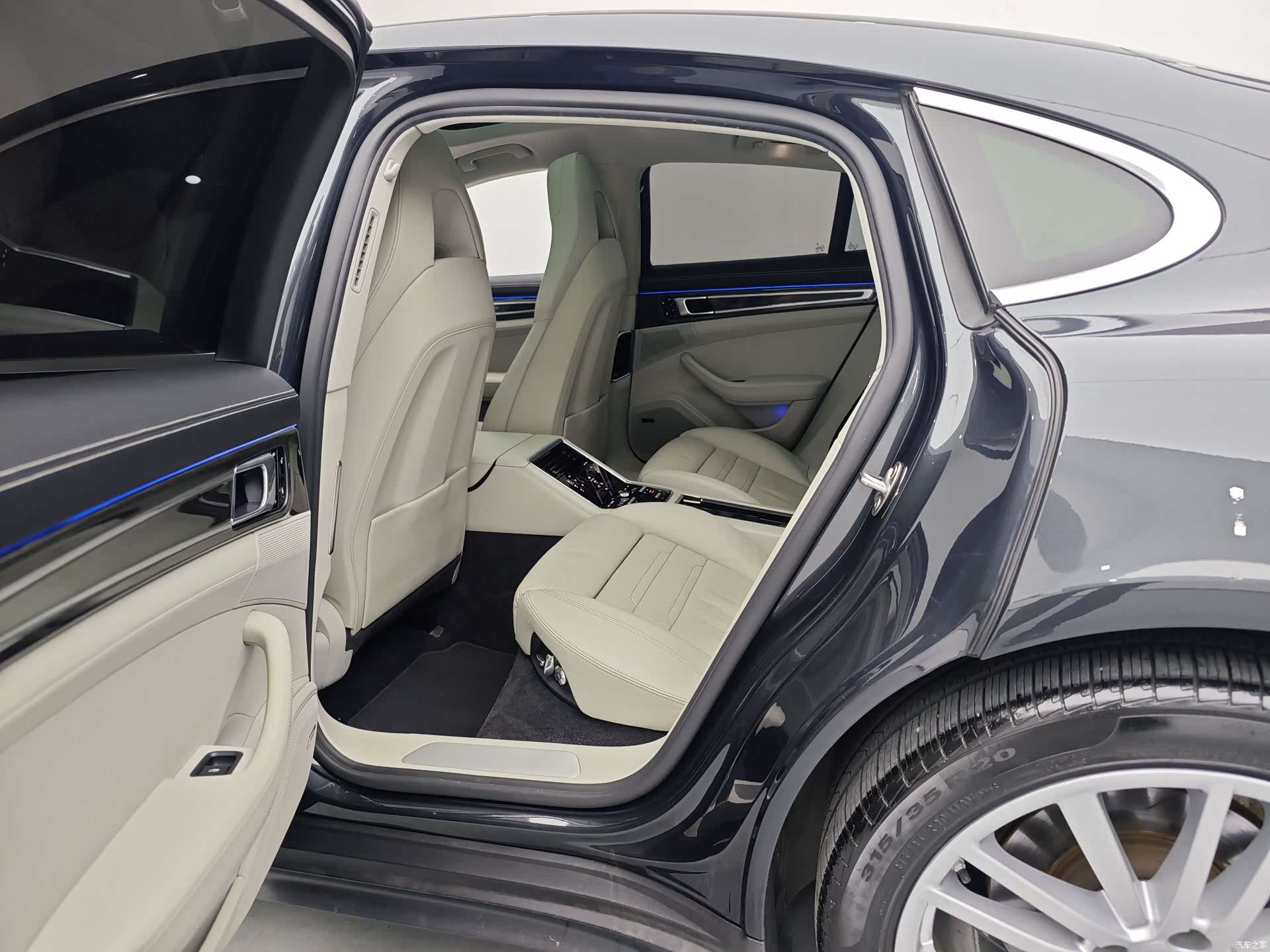 Porsche Panamera, 2018 15