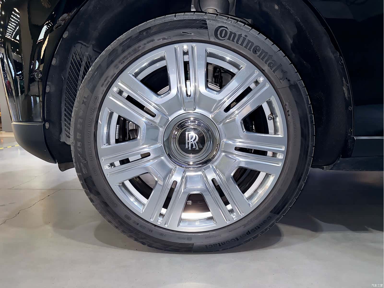 Rolls-Royce Cullinan, 2022 все фото
